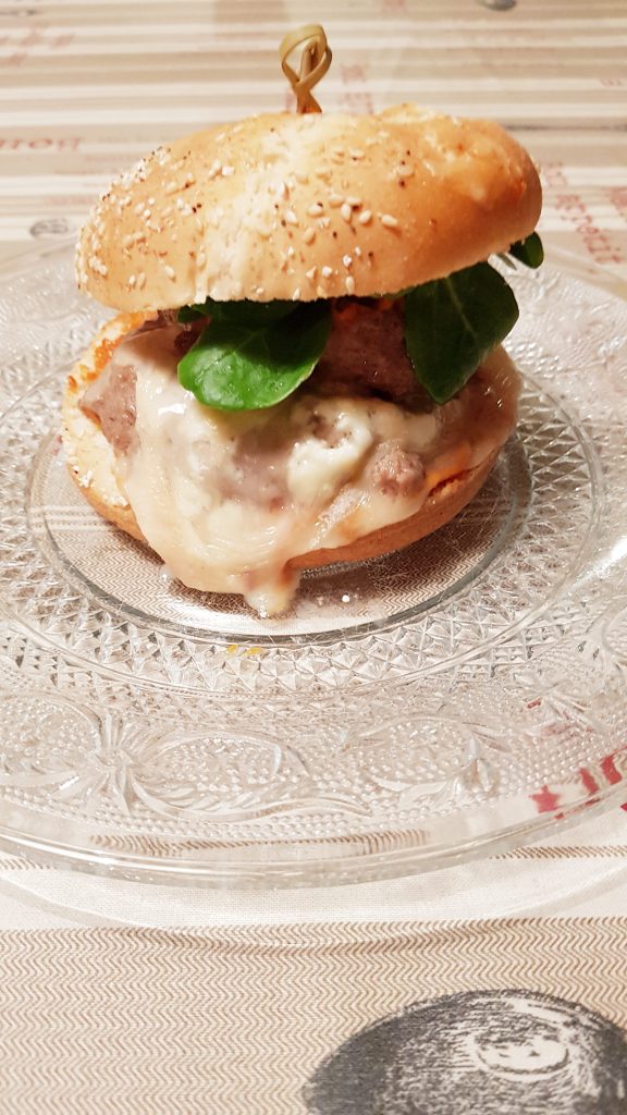 Hamburger d'Agneau au chèvre :